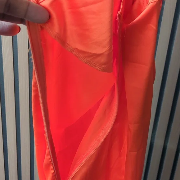 SHEIN SXY Satin Medium Size dress orange color, Criss-Cross‎ Adjust. Straps - Picture 15 of 16